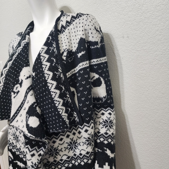 The Nightmare Before Christmas Fair Isle Cardigan Size S - Picture 9 of 12